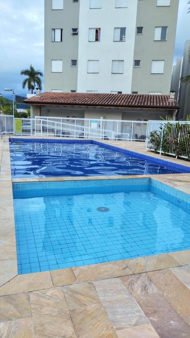 Apartamento Com Piscina Churrasqueira Em Ubatuba Apartment Bagian luar foto